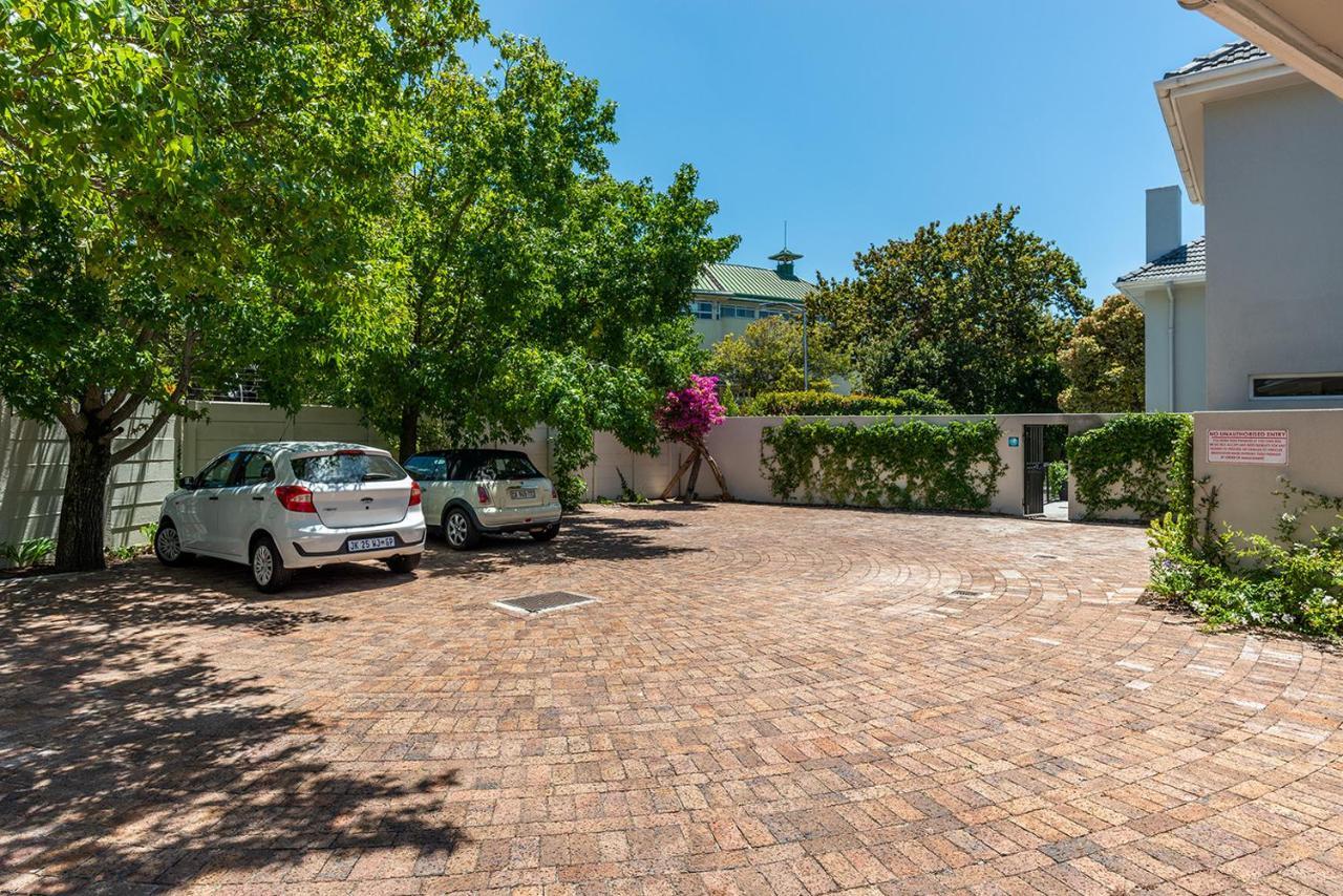 Oak Manor Hotel Kaapstad Buitenkant foto